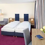 Am Schlosspark Garni Hotel 4*