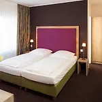 Am Schlosspark Garni Hotel