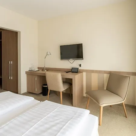 Hotel Am Schlosspark Garni