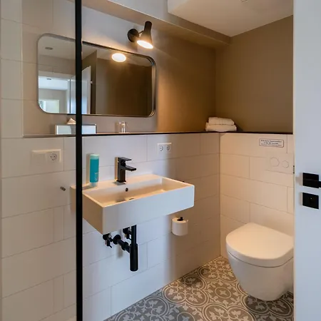 Am Schlosspark Garni Ξενοδοχείο 4*