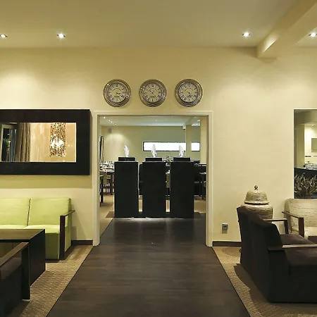 Am Schlosspark Garni ホテル 4*