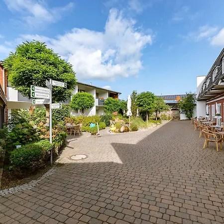 Am Schlosspark Garni 4*