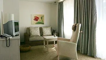 Am Schlosspark Garni Hotel