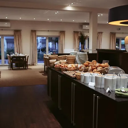 Am Schlosspark Garni 4* Χούζουμ