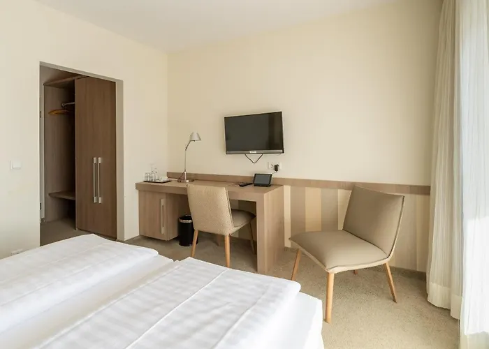 Hotel Am Schlosspark Garni