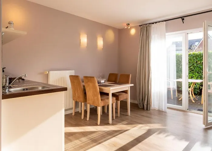 Hotel Am Schlosspark Garni 4*