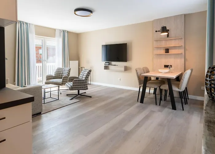 Am Schlosspark Garni Hotel