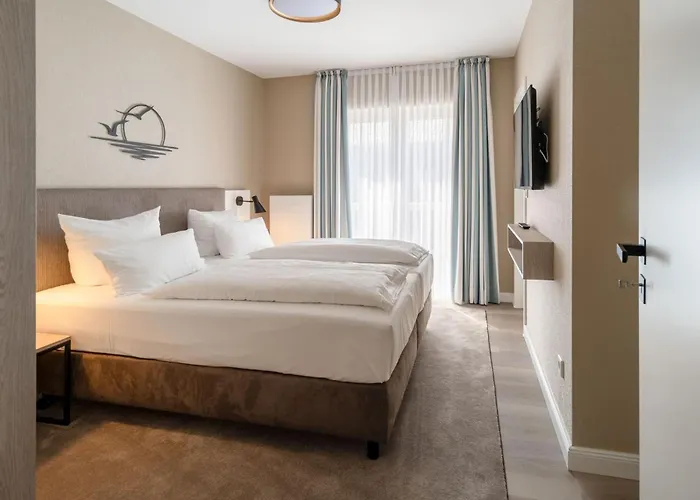 Hotel Am Schlosspark Garni 4*