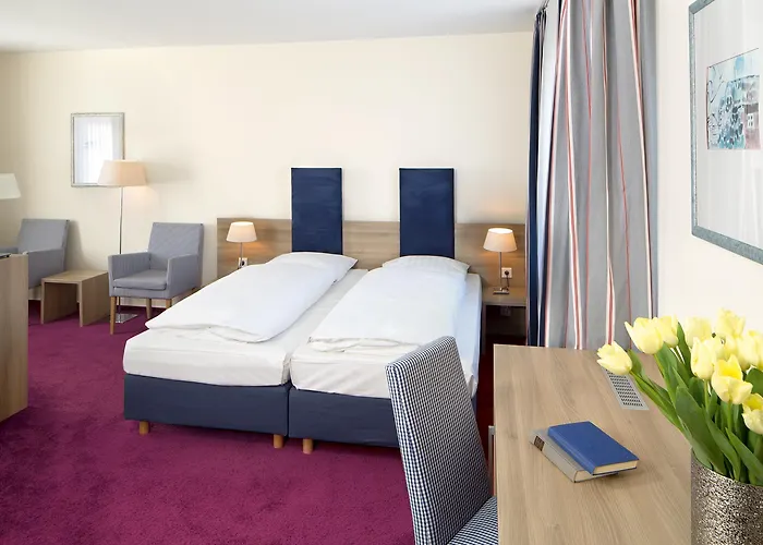 Am Schlosspark Garni Hotel 4*