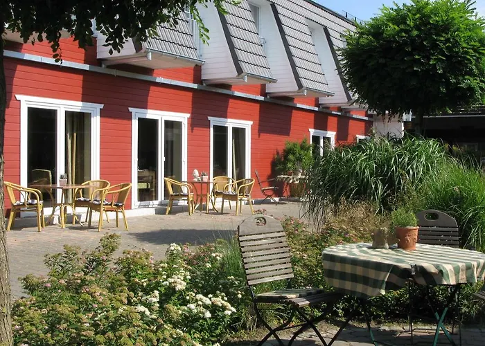 Hotel Am Schlosspark Garni 4*