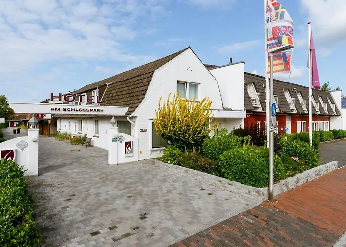 Am Schlosspark Garni Hotel