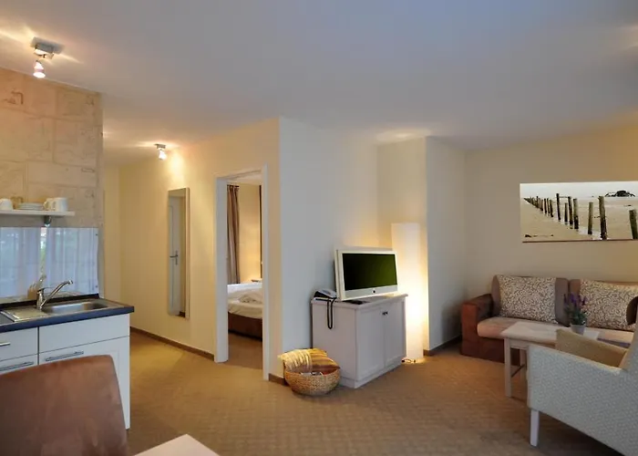 Am Schlosspark Garni 4*